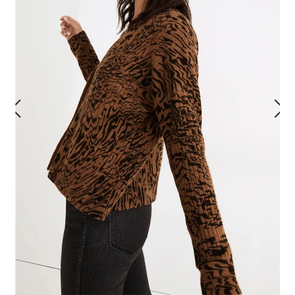 Tigerized Cameron Ribbed Cardigan Sweater in Coziest Yarn - Picture 7 of 10